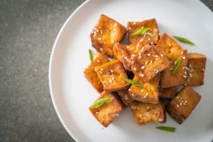 fried-tofu-with-white-sesame-teriyaki-sauce-vegan-vegetarian-food-style
